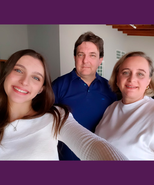 Foto de Pais da estudante Maria Fernanda (1ª série do Ensino Médio)
