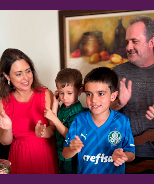 Foto de Karina Palomo - mãe do João Lucas (4º Ano) e Pedro Henrique (Infantil 4)